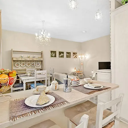 Chic Retreat With Park | - Happy Appartement Salò